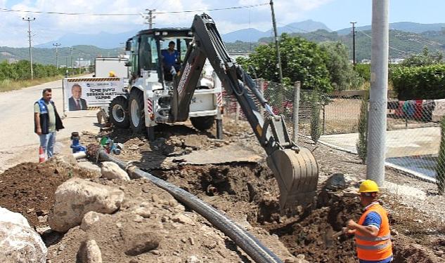 Beykonak ve Mavikent’te şebeke boruları yenileniyor