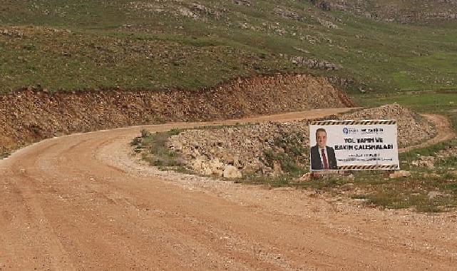 Büyükşehir’den Elmalı’da yol çalışması