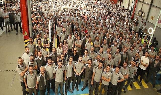 TürkTraktör’den 1000. Yerli Kazıcı Yükleyici Üretimi