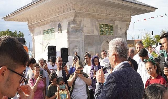 Üsküdar’da 10 bin kişiye aşure ikram edildi 