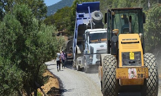 Antalya Büyükşehir’den grup yollarında çalışma