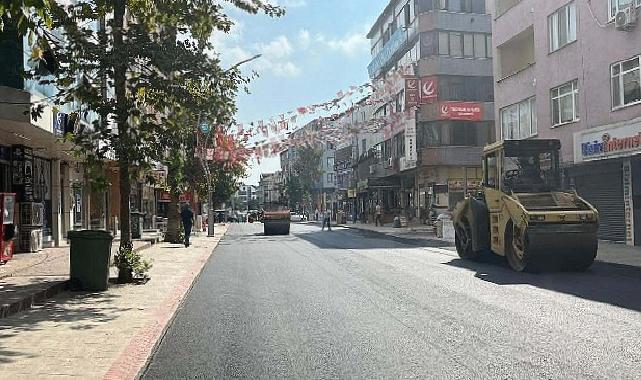 Körfez Adnan Kahveci Caddesi ve Atatürk Bulvarı Asfaltlanıyor