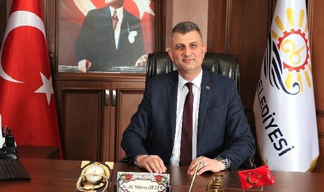 Gölcük Belediye Başkanı Ali Yıldırım Sezer, yayınladığı mesajda, “18 Mart Şehitleri Anma Günü ve Çanakkale Deniz Zaferi’nin 109. yıl dönümü kutlu olsun” dedi